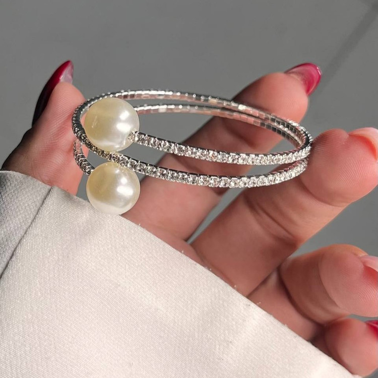 دستبند النگویی و بنگل آبکاری نقره زنانه طرح فنری قلب و ستاره نگین تنوع طرح رنگ ثابت کد tk