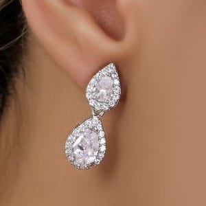 گوشواره طرح جواهری زنانه طرح نگین اشکی فول نگین تنوع طرح رنگ ثابت کد mp