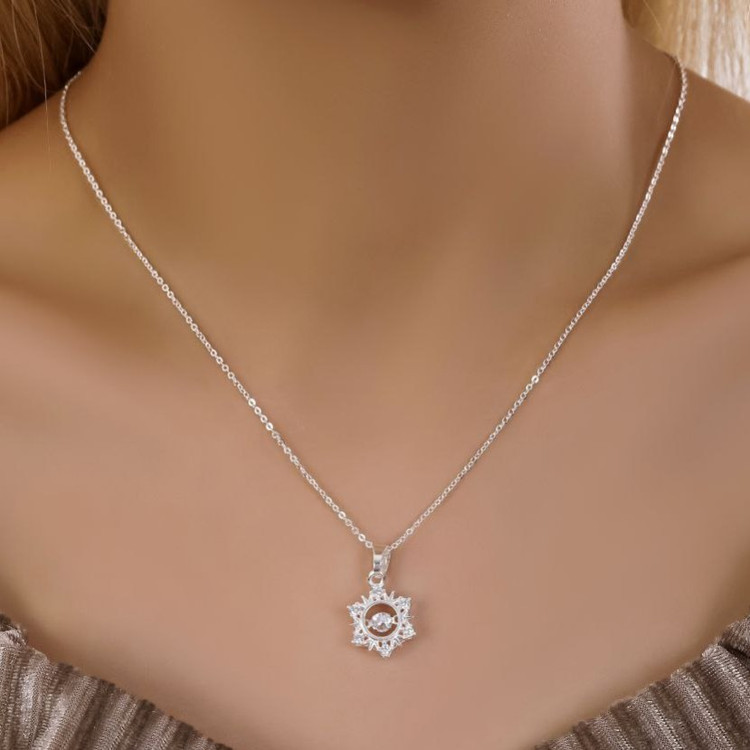 گردنبند و آویز پلاک آبکاری نقره طرح قلب Love نگین تنوع طرح رنگ ثابت کد mp