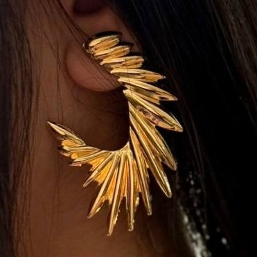 گوشواره آبکاری نقره زنانه طرح هلال خاردار رنگ ثابت کد sm