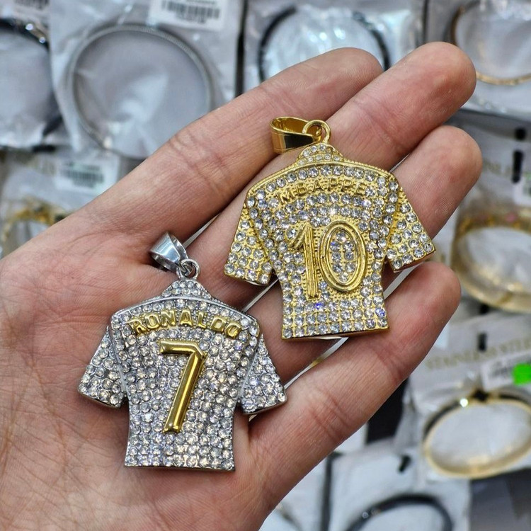 زنجیر و آویز پلاک استیل طرح لباس ورزشی رونالدو 7 امباپه 10 رنگ ثابت کد mp
