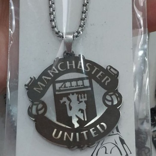 زنجیر و آویز پلاک استیل طرح منچستر MANCHESTER در دو مدل رنگ ثابت کد as