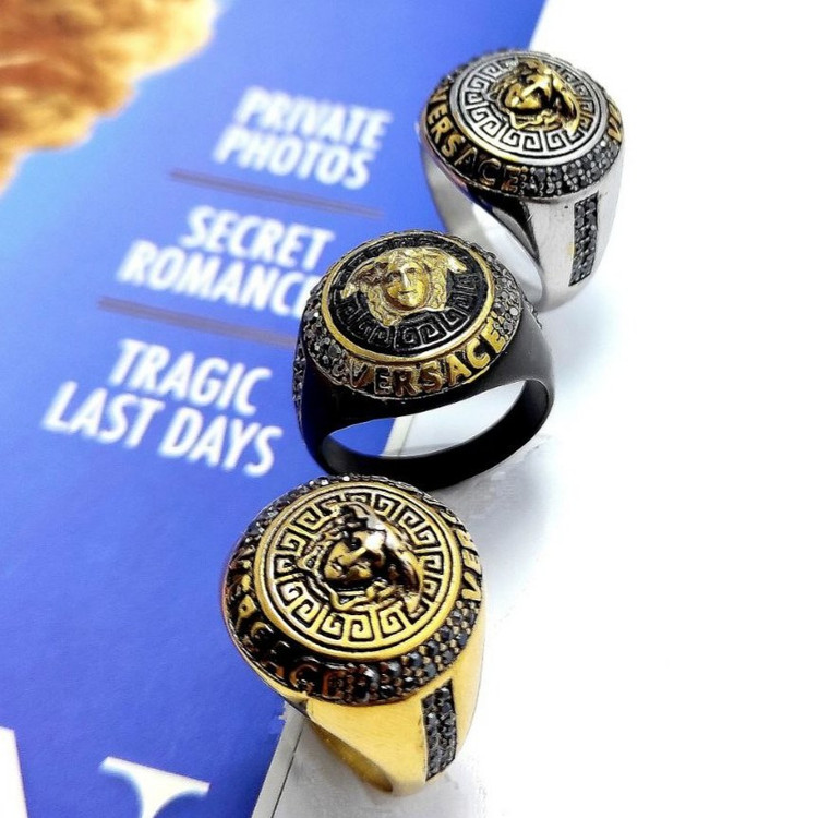 انگشتر مردانه استیل طرح ورساچ versace تنوع رنگ سایز بندی 9 تا 12 رنگ ثابت کد mp