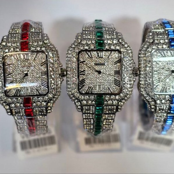 ساعت مچی زنانه کارتیر cartier فول نگین مخراج کاری تاریخ دار تنوع طرح رنگ ثابت کد vn