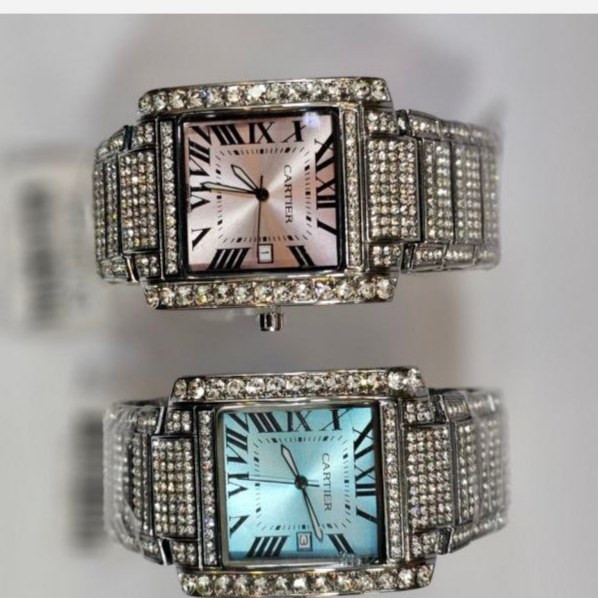 ساعت مچی زنانه کارتیر cartier فول نگین مخراج کاری تاریخ دار تنوع طرح رنگ ثابت کد vn