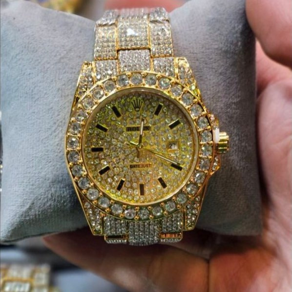 ساعت مچی زنانه رولکس ROLEX فول نگین مخراج کاری تاریخ دار تنوع طرح رنگ ثابت کد vn