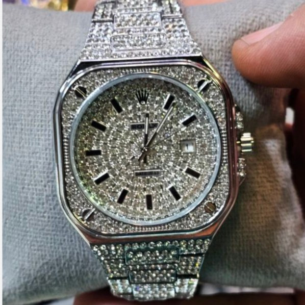 ساعت مچی زنانه رولکس ROLEX فول نگین مخراج کاری تاریخ دار تنوع طرح رنگ ثابت کد vn