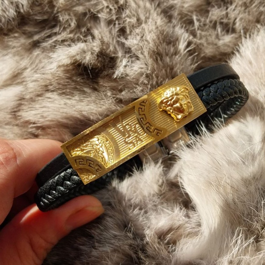 دستبند چرمی قفل و پلاک استیل مردانه ورساچ VERSACE تنوع طرح رنگ ثابت کد as