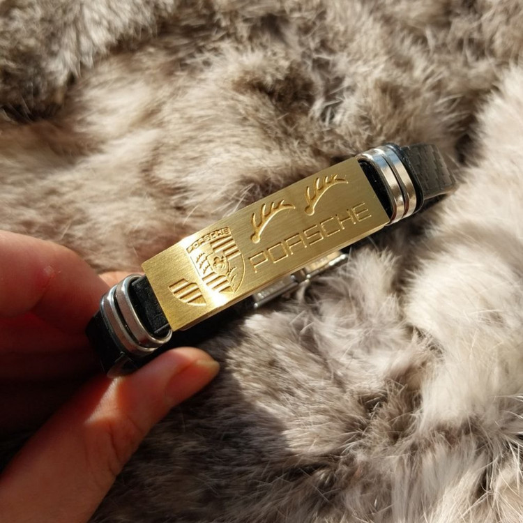 دستبند چرمی قفل و پلاک استیل مردانه ورساچ VERSACE تنوع طرح رنگ ثابت کد as