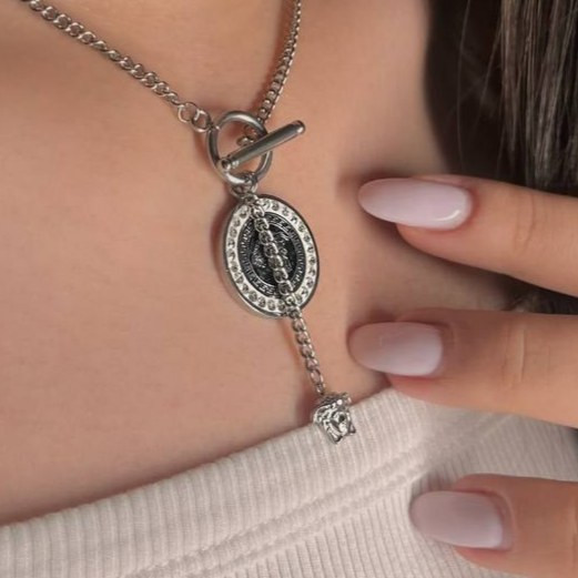 گردنبند و آویز پلاک استیل طرح دایره و بیضی آویز ورساچ VERSACE تنوع طرح رنگ ثابت