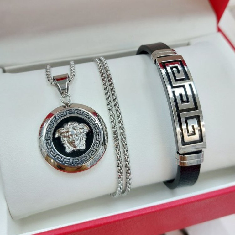 ست مردانه استیل گردنبند و پلاک آویز و دستبند ورساچ versace رنگ کاملا ثابت کد MP