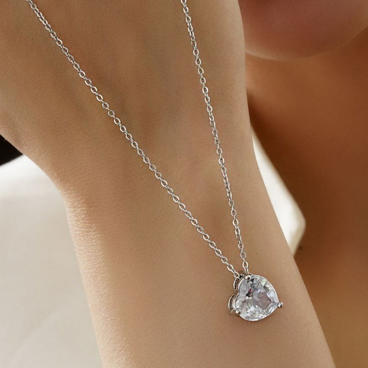 گردنبند و آویز جواهری زنانه طرح نگین قلب رنگی درجه 1 رنگ ثابت کد MP