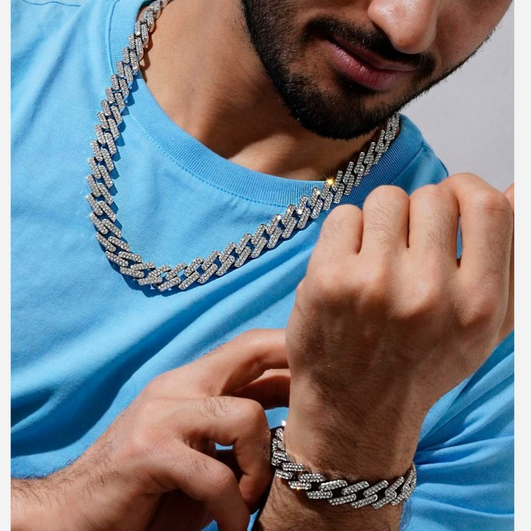 ست گردنبند و دستبند فول نگین کارتیر طرح فول chain درجه یک رنگ ثابت کد mp