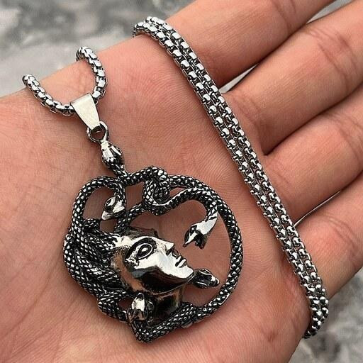 گردنبند و پلاک آویز استیل مدل مدوسا medusa رنگ ثابت کد ar