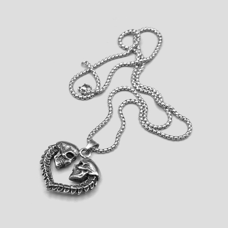 گردنبند و پلاک آویز استیل اسکلتی عشق مدل Love رنگ ثابت کد ar