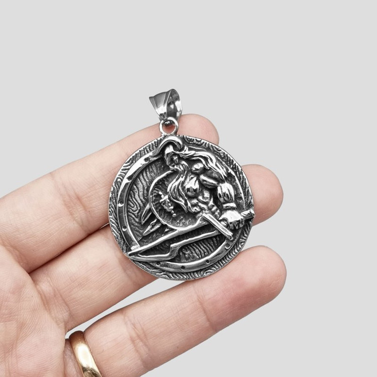 گردنبند و پلاک آویز استیل وایکینگی مدل Viking Warrior رنگ ثابت کد ar
