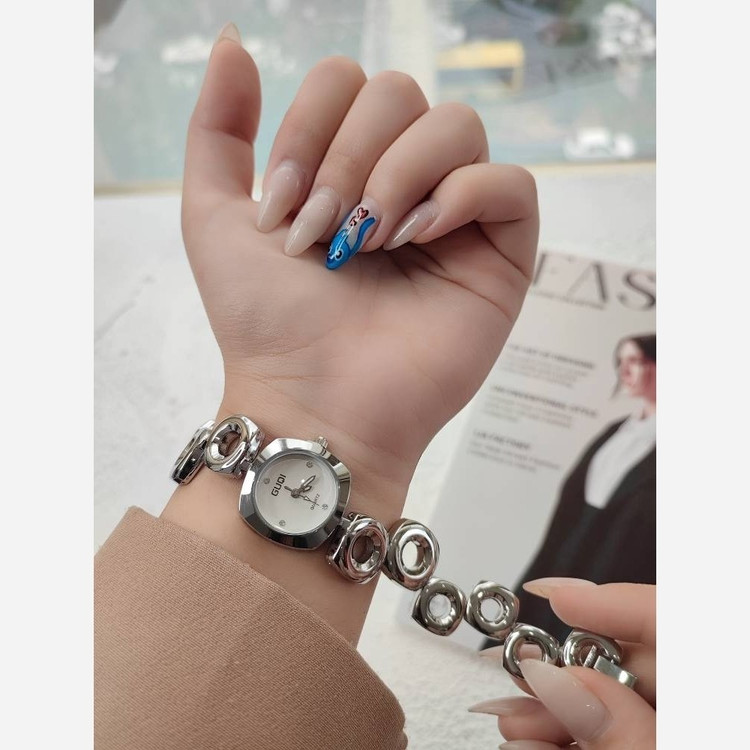 ساعت زنانه مارک GUQi 5757133597