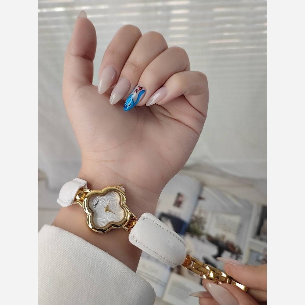 ساعت زنانه ونکلیف بند چرمی مارک cacaxi 18003231