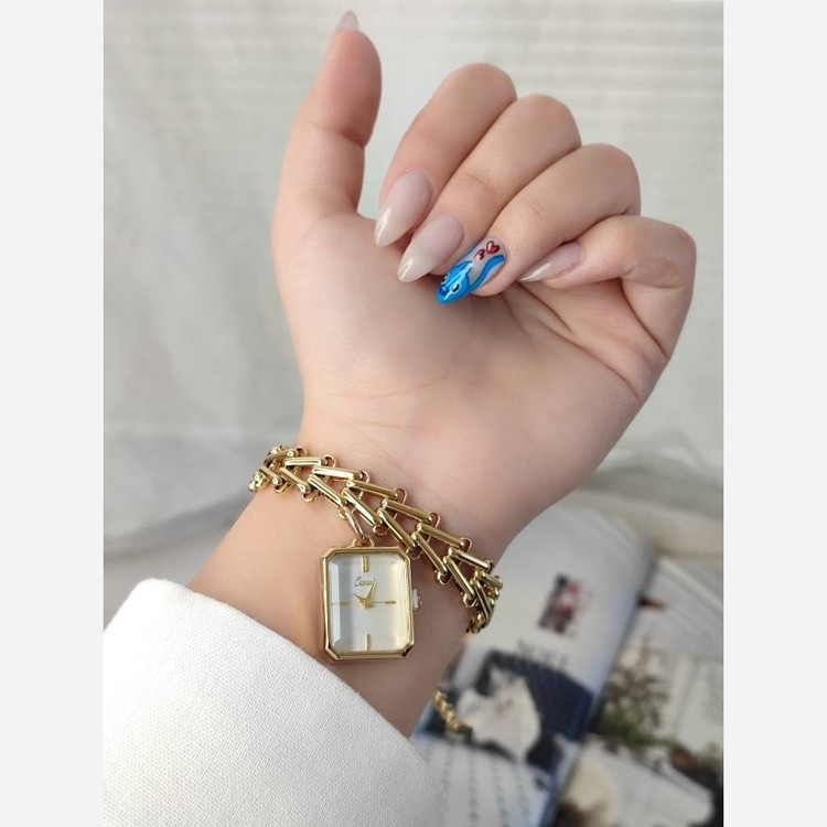 ساعت زنانه بند دستبندی مارک cacaxi 228026253254