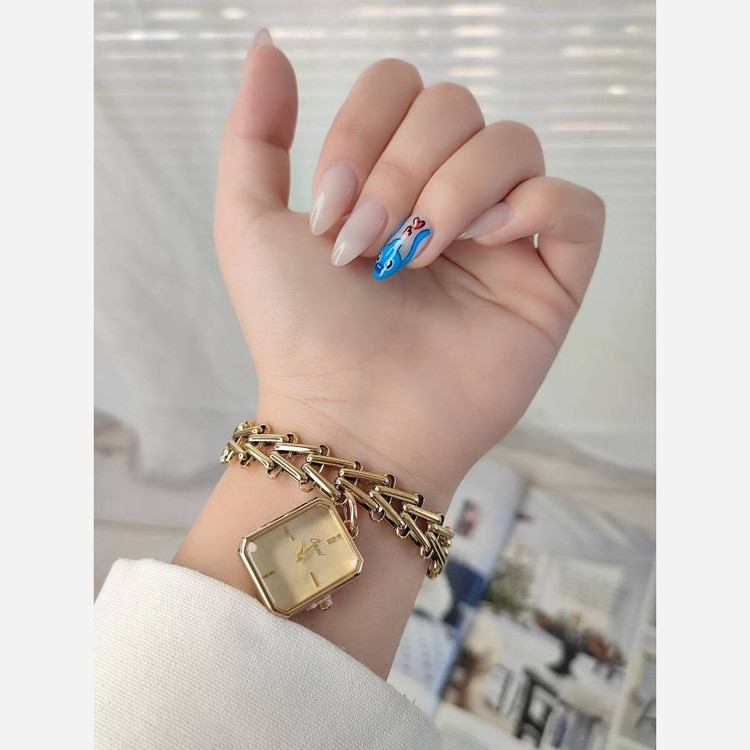 ساعت زنانه بند دستبندی مارک cacaxi 228026253254