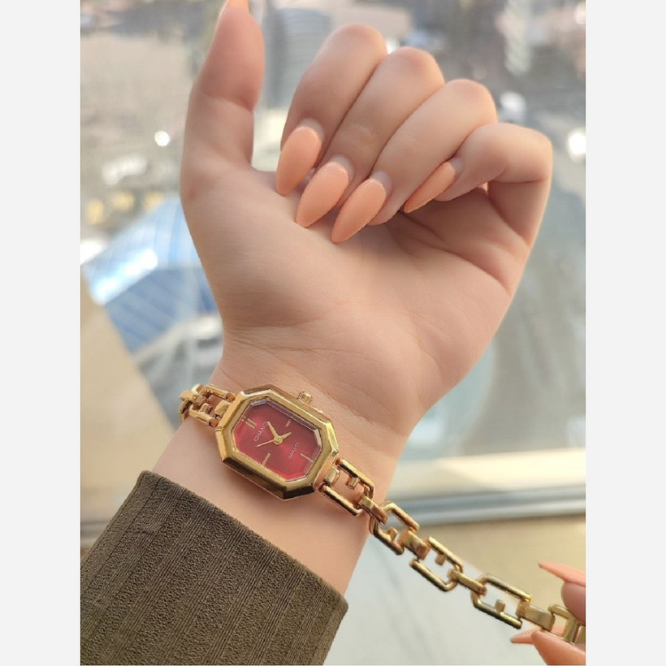 ساعت زنانه مارک Chanel 120014002260