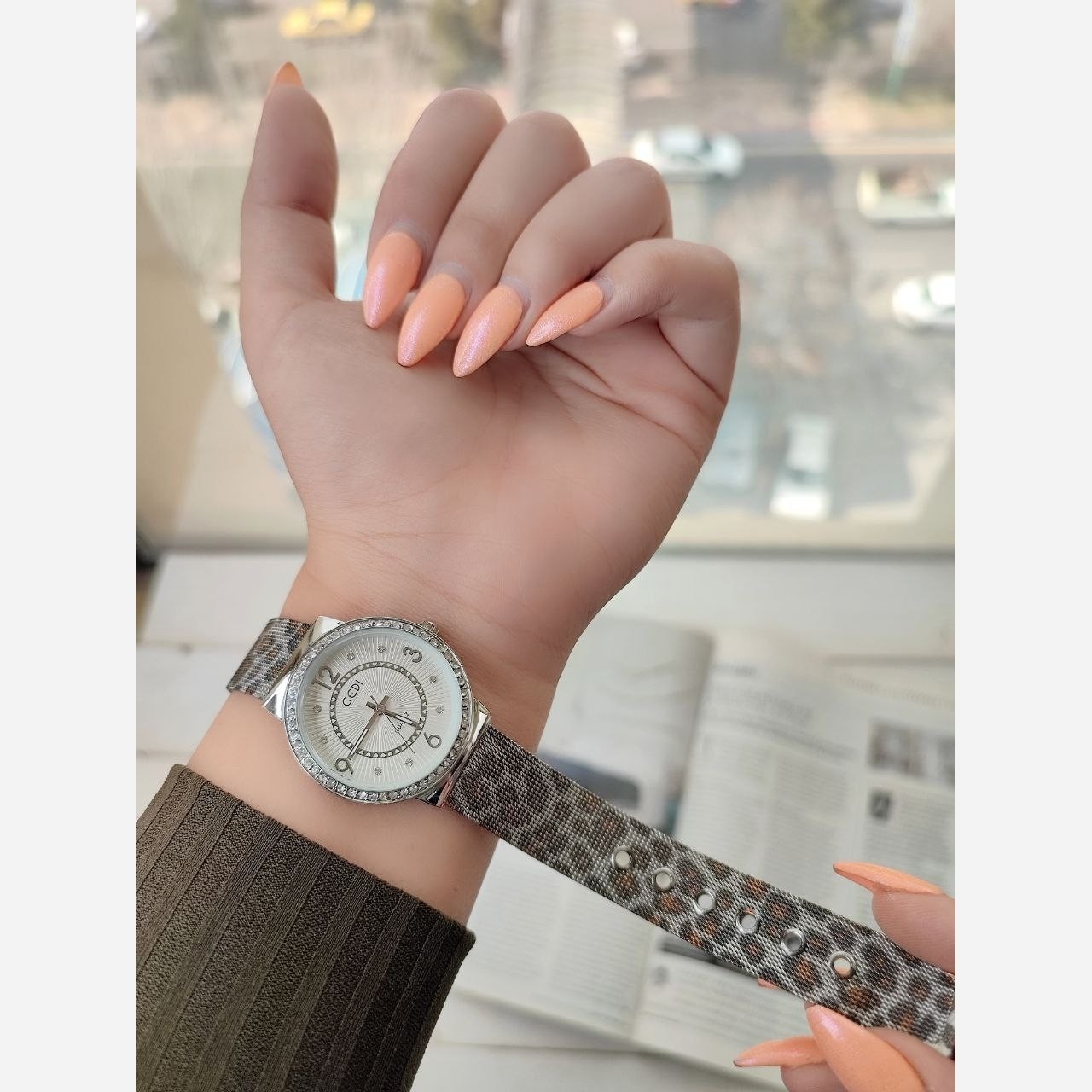 ساعت زنانه بند پلنگی حصیری GEDI