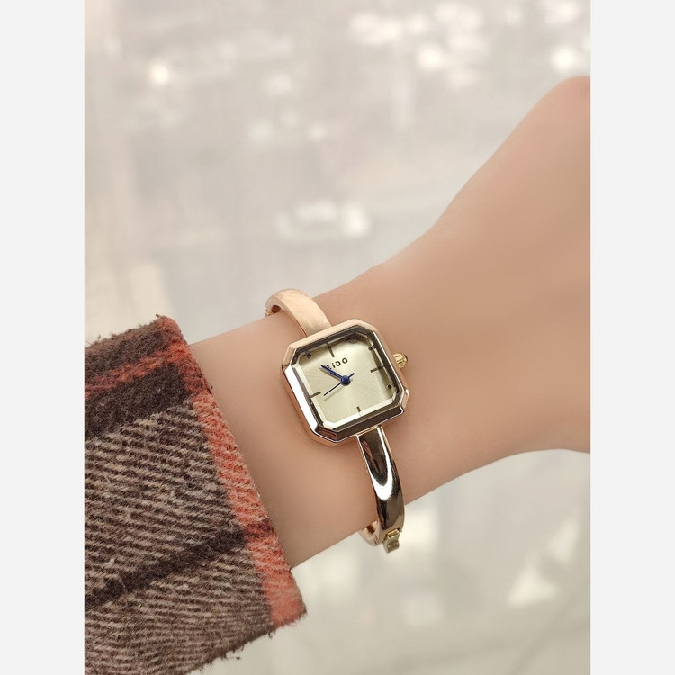 ساعت زنانه النگویی مارک zido55060047