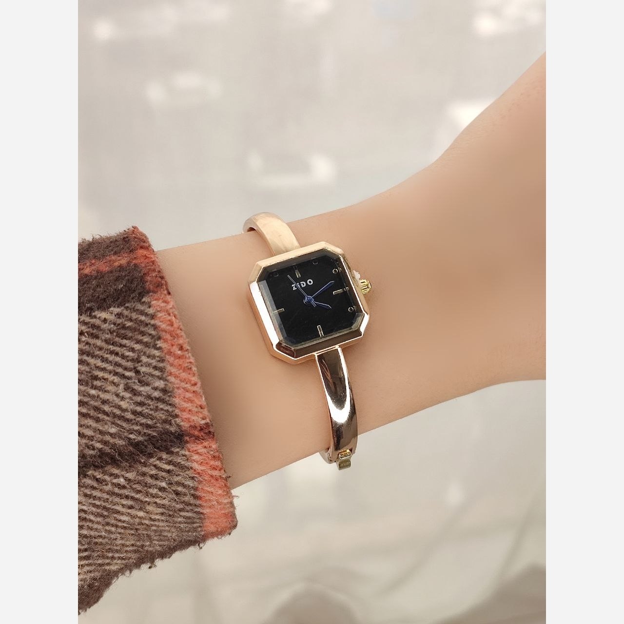 ساعت زنانه النگویی مارک zido55060047