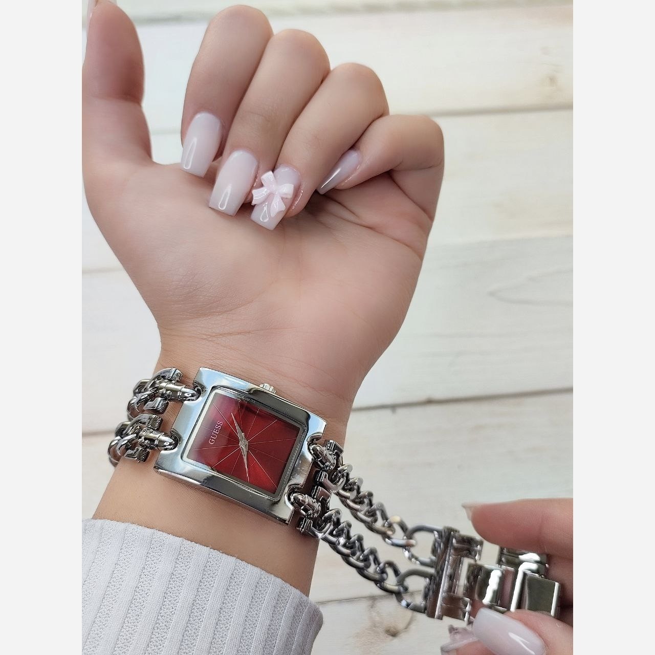 ساعت زنانه کارتیر مارک guess 650700708