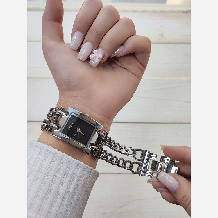 ساعت زنانه کارتیر مارک guess 650700708