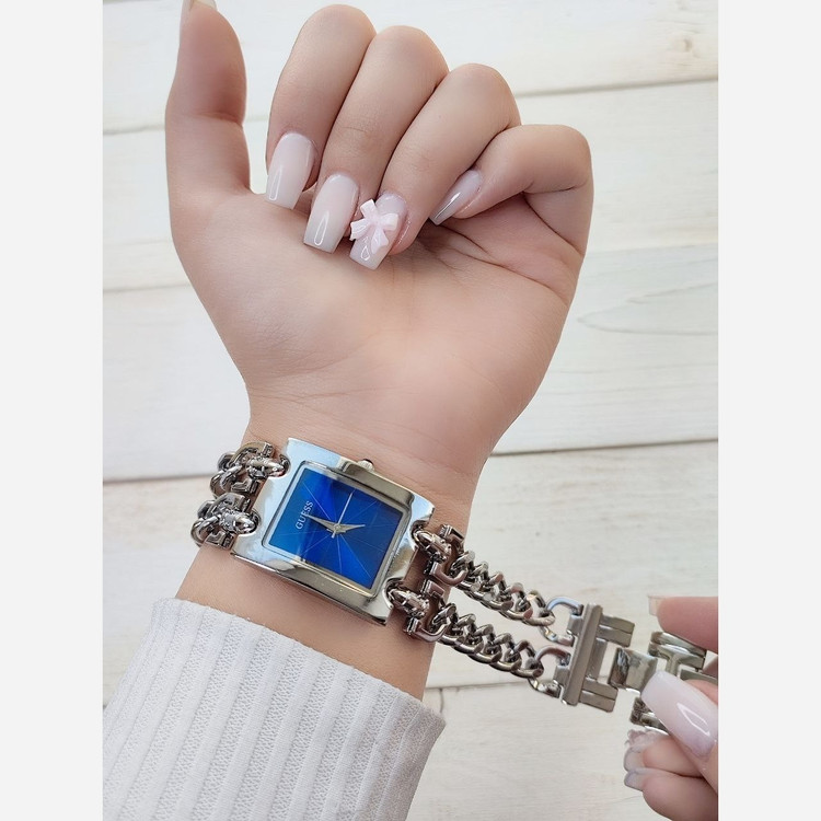 ساعت زنانه کارتیر مارک guess 650700708