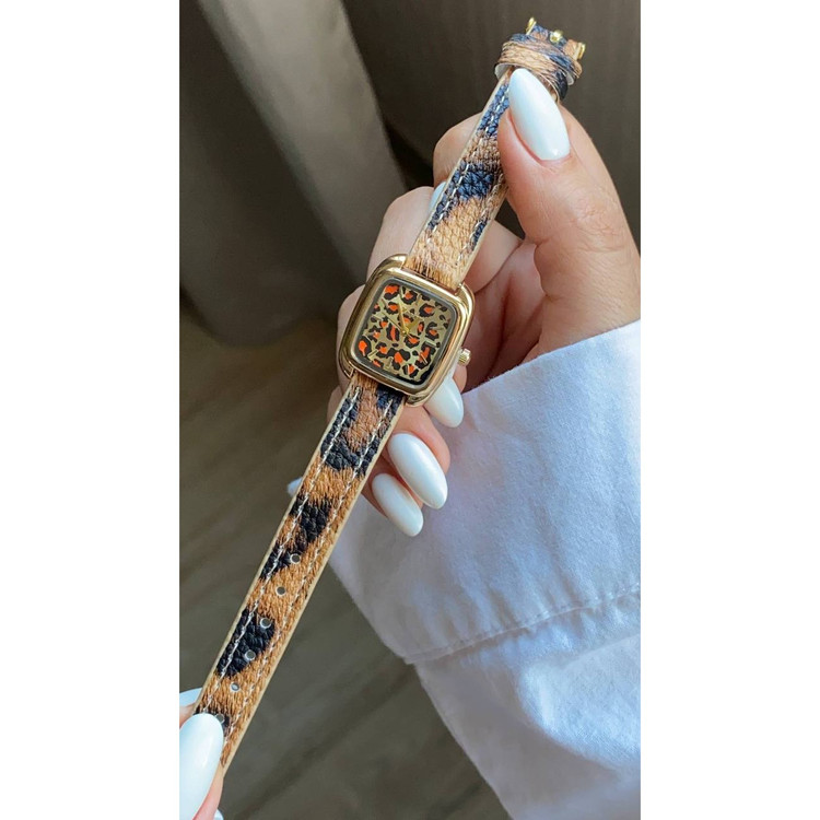 ساعت بند چرمی شیک زنانه در چندین رنگ طرح پلنگی