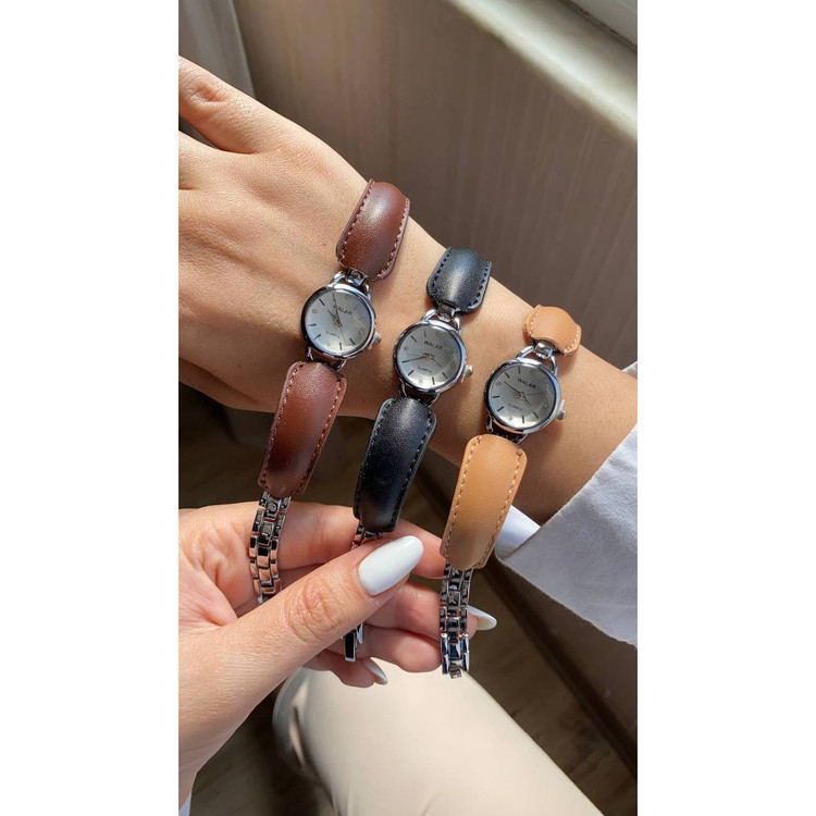 ساعت بند چرمی شیک زنانه طرح جدید