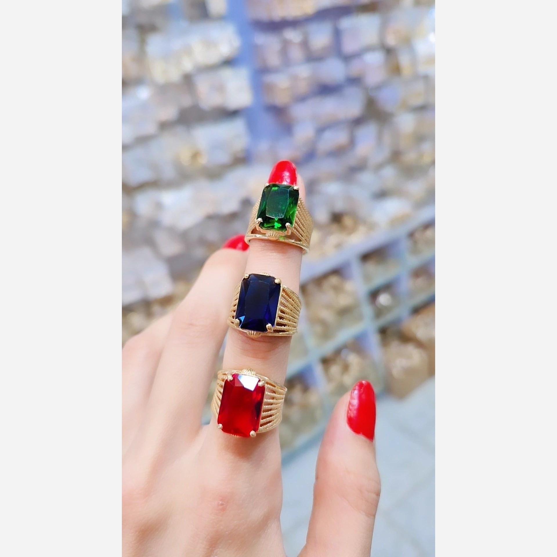 انگشتر زنانه رنگ ثابت شیک در چندین رنگ نگین