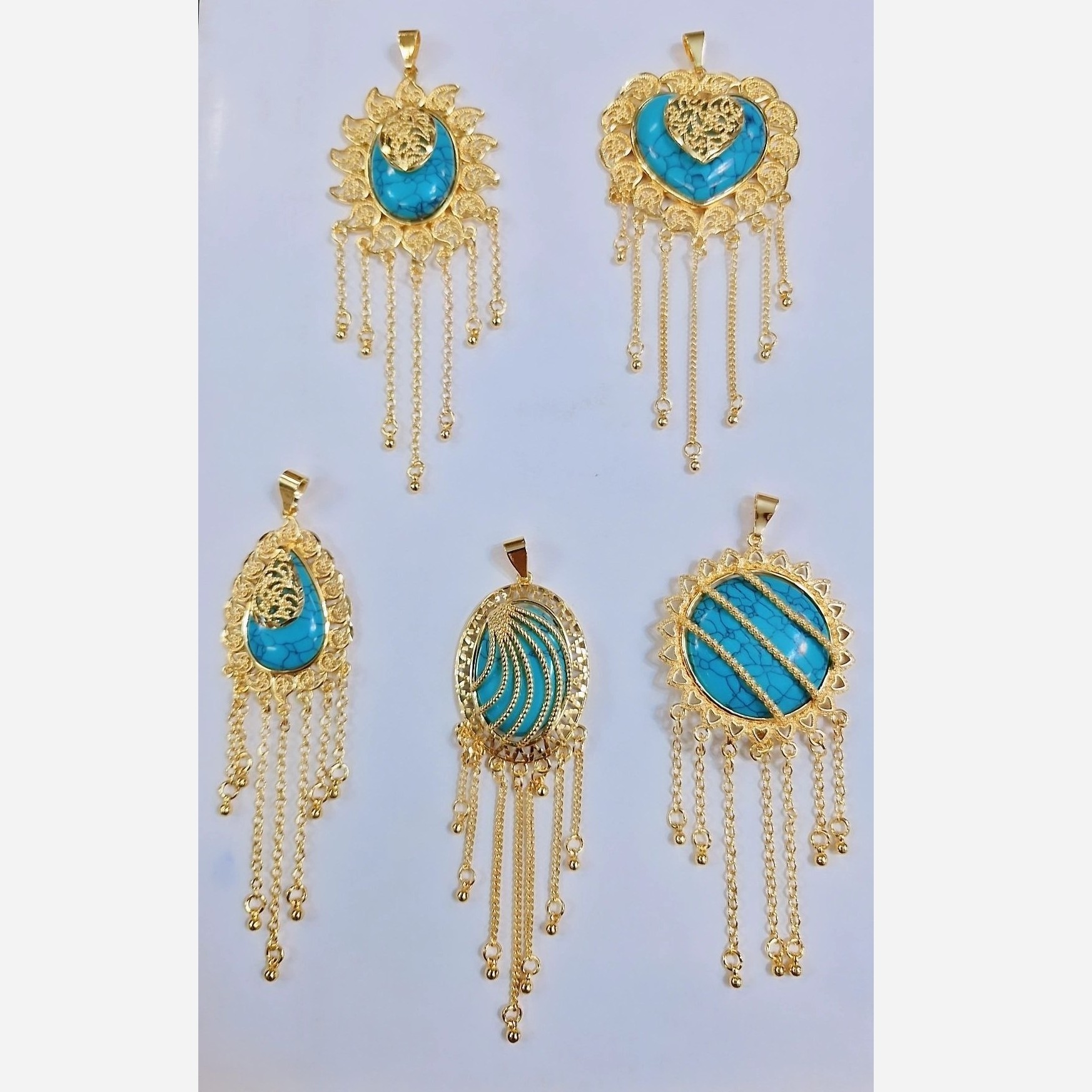 مدال رومانتویی طرح فیروزه طلاروس رنگ ثابت