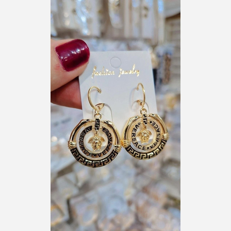 گوشواره ورساچه طرح طلا سیاه قلم رنگ ثابت
