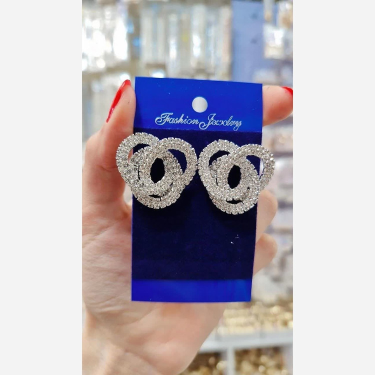 گوشواره طرح جواهری نگینی رنگ ثابت