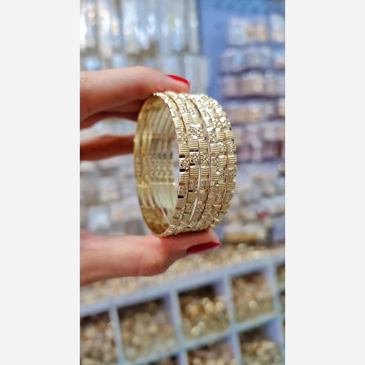 النگوی زنانه رنگ ثابت طلاروس شش عددی