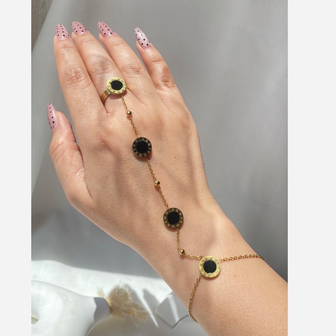 دستبند زنانه تمیمه طرح سه بعدی رنگ ثابت