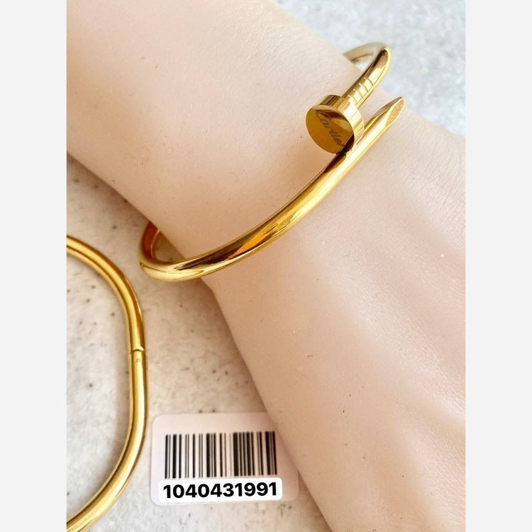 دستبند بنگل طرح میخی رنگ ثابت