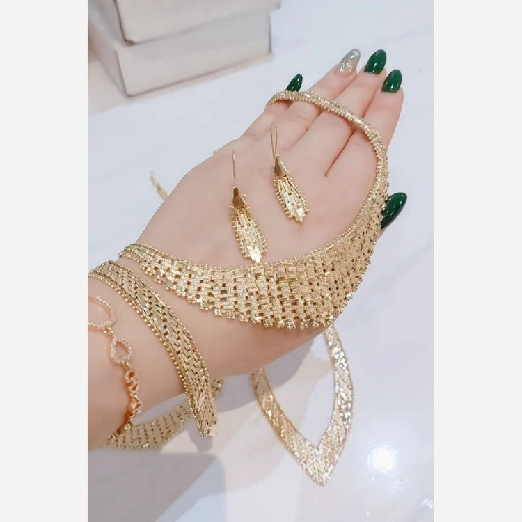 سرویس طرح جلفا رنگ ثابت طرح جدید مشابه نمونه طلا