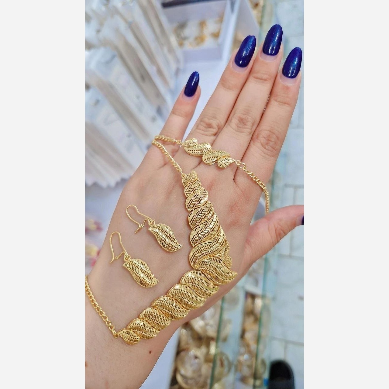 سرویس زنانه ی طلاروس مشابه به طلا ضد حساسیت