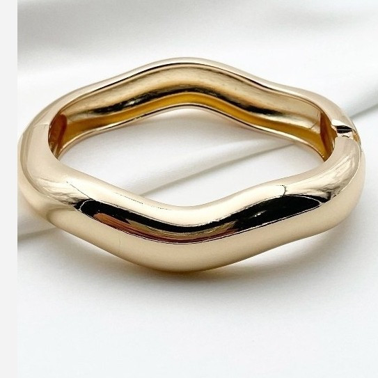دستبند النگویی زنانه قفل داررنگ ثابت با کیفیت جدید