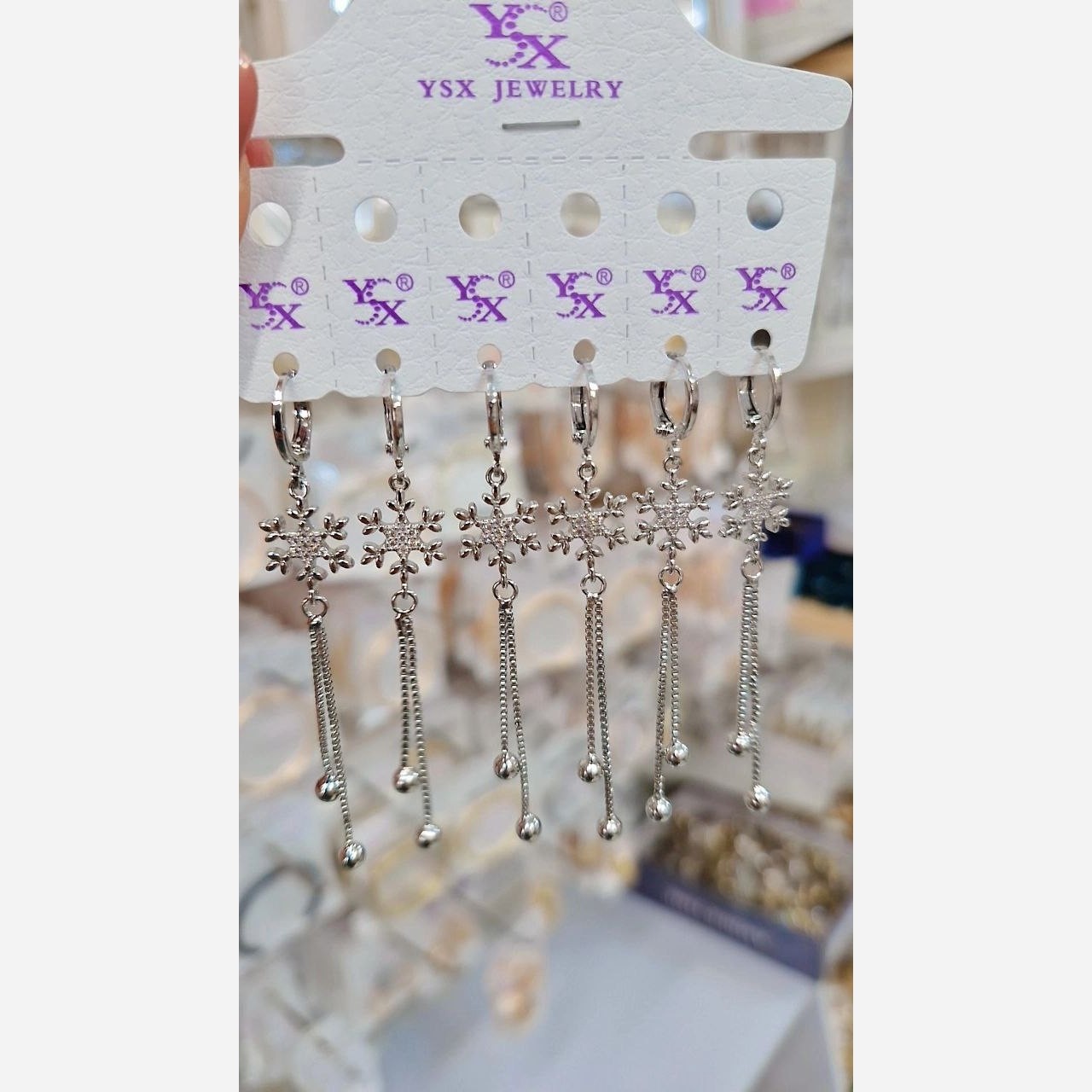 گوشواره  زنانه رنگ ثابت طرح جدید