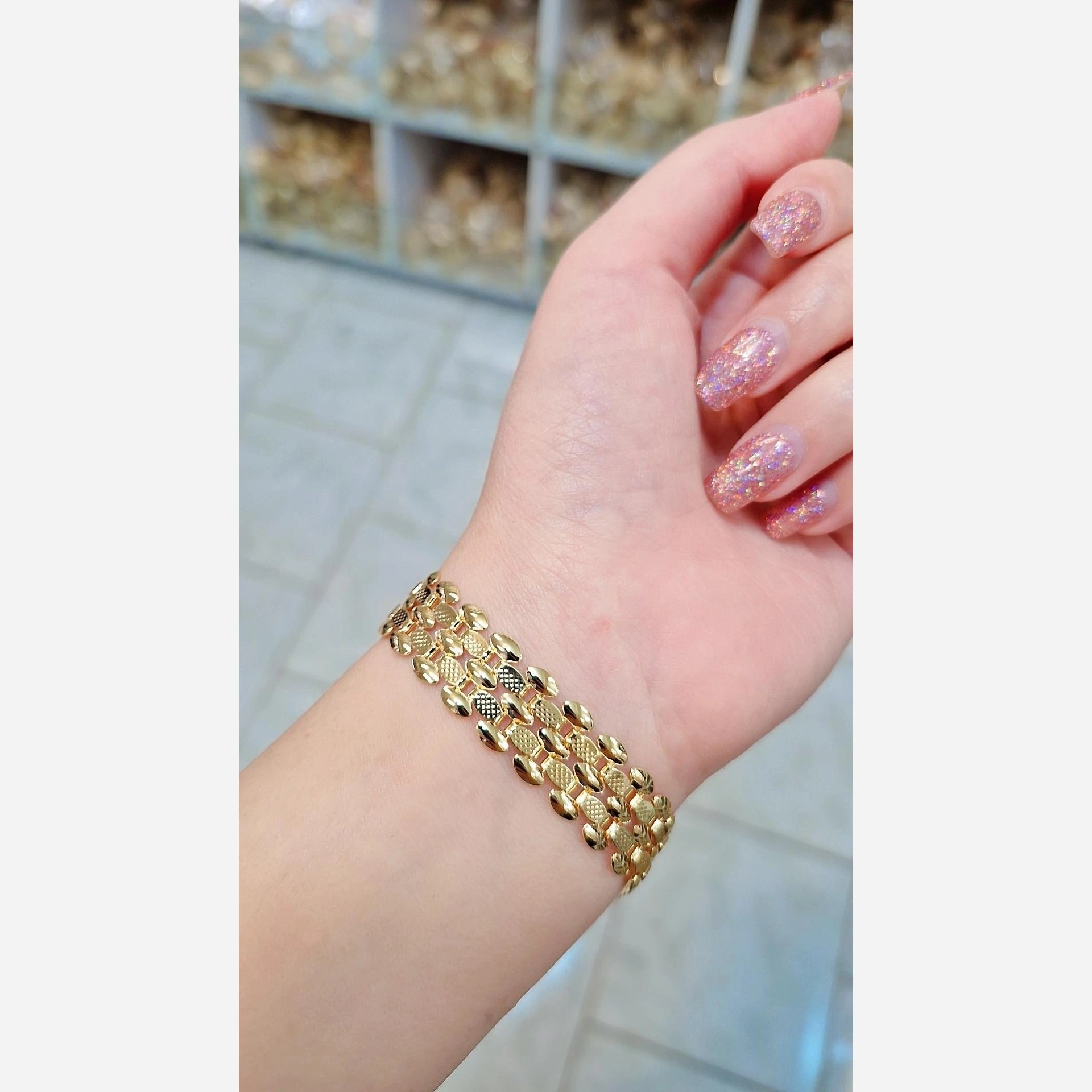 دستبند زنانه رنگ ثابت ضد حساسیت پوست