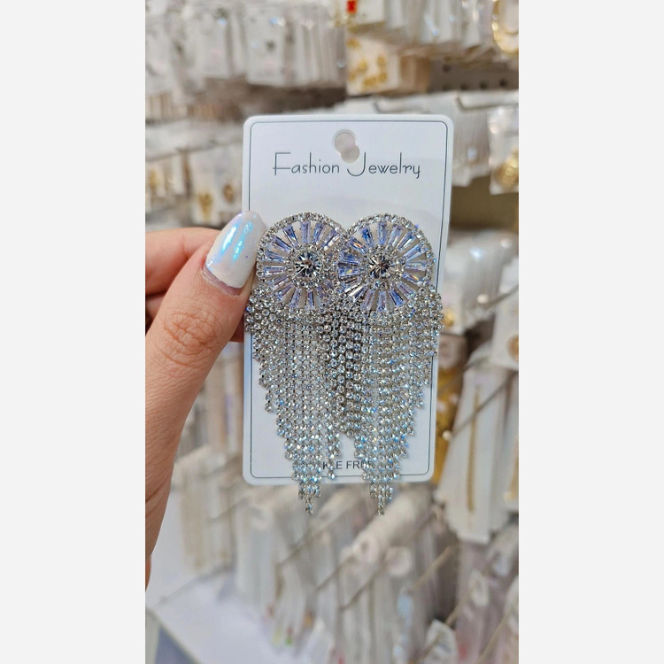گوشواره زنانه مجلسی نگین دار مارک فشن خارجی
