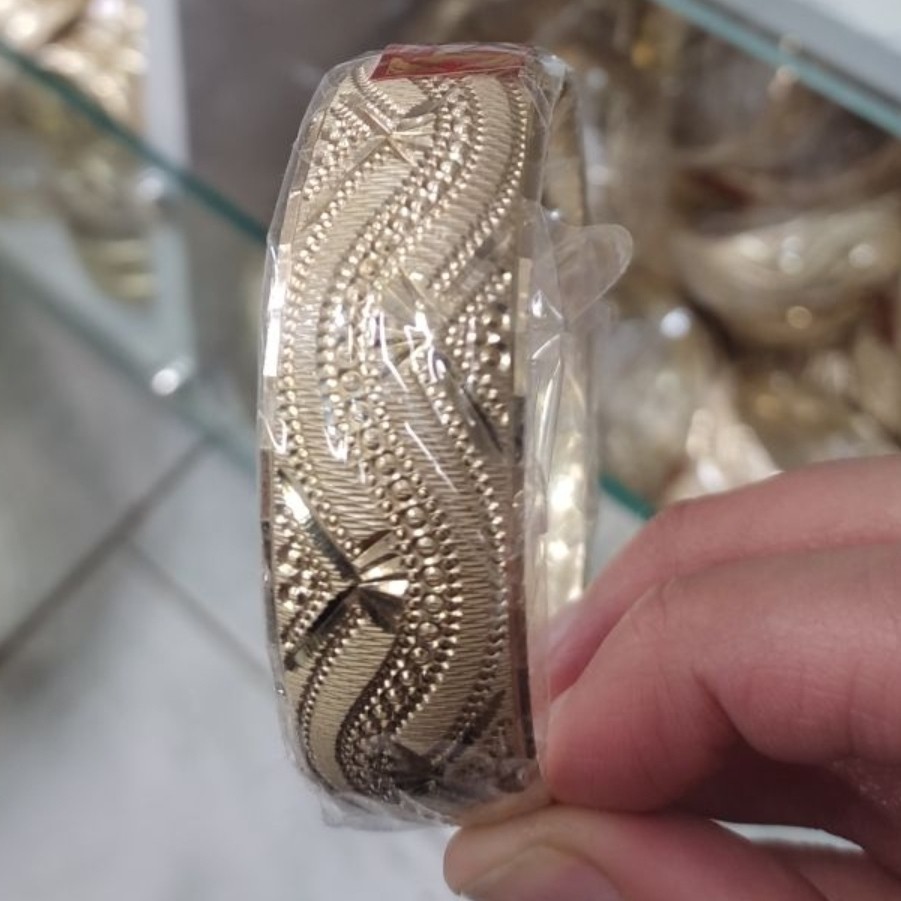 تکپوش طرح طلا رنگ ثابت