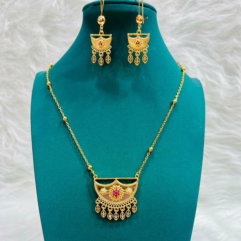گردنبند خلیجی گردنی گردنبند و گوشواره طرح طلا سرویس اماراتی