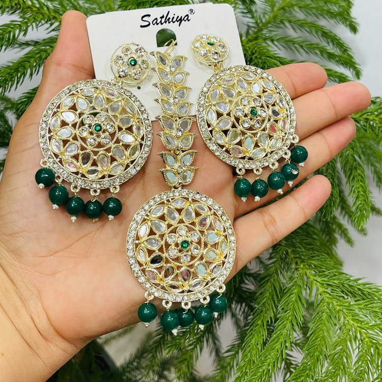 نیمست گوشواره و آویز پیشانی مرواریدی