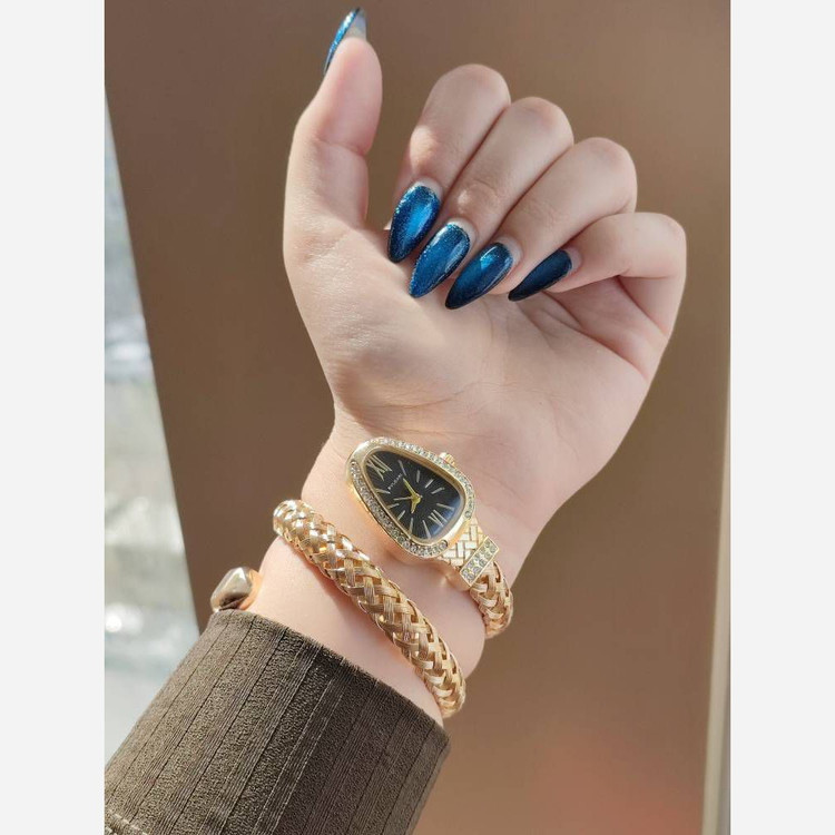 ساعت ماری زنانه مارک بولگاری کد 17